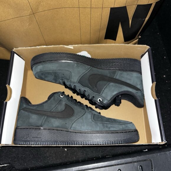 NEW Nike Air Force 1 Low \'07 WB Triple Black Nubuck CJ9179-001 Men Size 12 main image 2